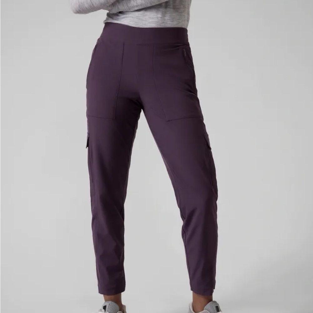 Athleta Chelsea Cargo Lined Pant